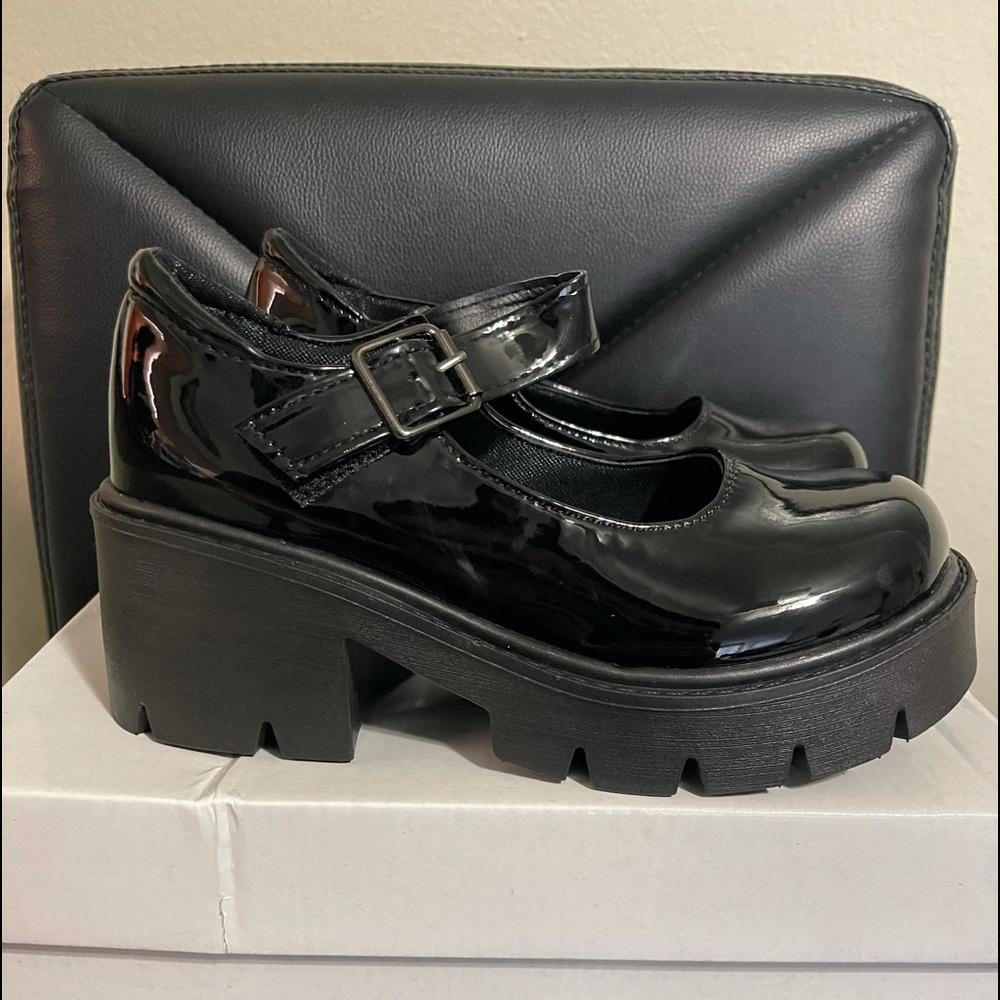 Platform Mary Jane